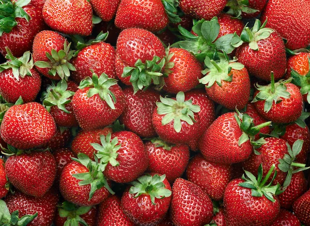 Health benefits of strawberry leaves